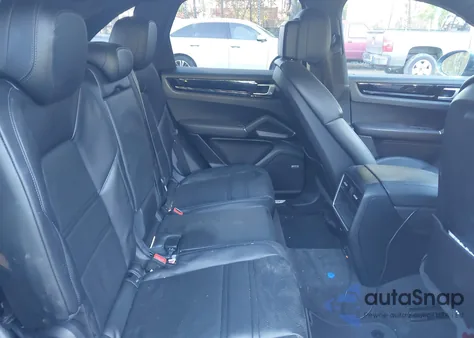 2019 Porsche Cayenne z USA, uszkodzony, nr VIN WP1AA2AY2KDA01212